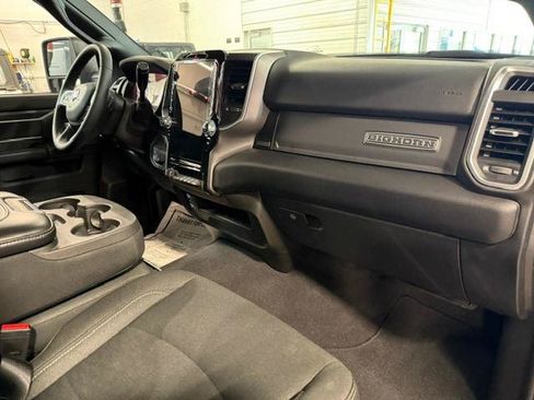 Certified 2025 RAM 2500 Big Horn AWD/4WD image 8