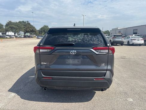 Used 2025 Toyota RAV4 LE AWD/4WD image 6