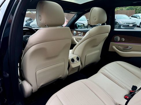 Used 2017 Mercedes-Benz E 300 image 15