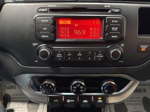 Used 2015 Kia Rio LX image 10