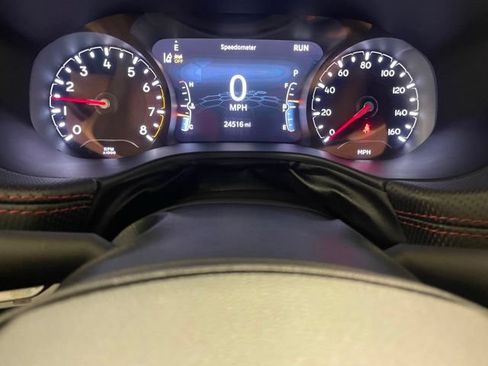 Used 2023 Jeep Compass Trailhawk AWD/4WD image 12