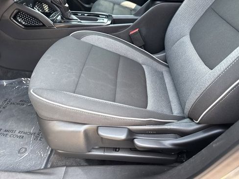 Used 2025 Chevrolet TrailBlazer LT image 14