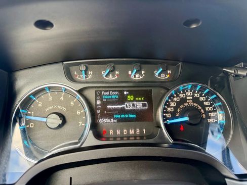 Used 2011 Ford F150 XLT w/ XLT Chrome Pkg image 13