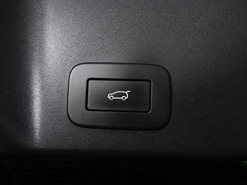 Used 2024 Land Rover Range Rover Evoque S AWD/4WD image 27