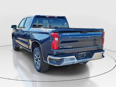 Used 2022 Chevrolet Silverado 1500 LT image 3