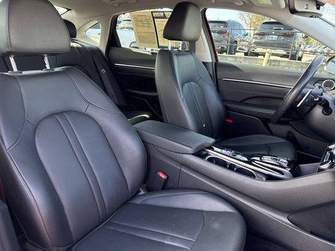 Used 2023 Hyundai Sonata Limited w/ Cargo Package image 20