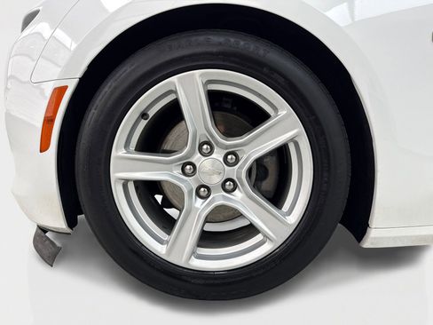 Used 2020 Chevrolet Camaro LT RWD image 44