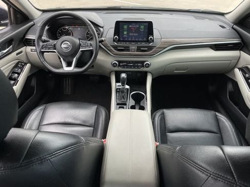 Used 2022 Nissan Altima 2.5 Platinum AWD/4WD image 10