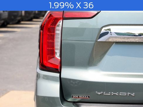 Used 2024 GMC Yukon SLT w/ SLT Luxury Package AWD/4WD image 30