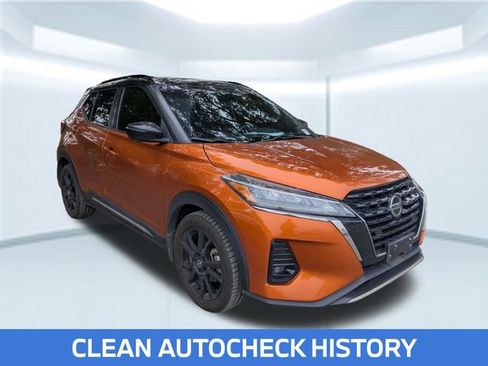 Used 2021 Nissan Kicks SR image 4