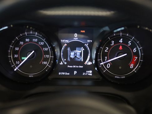 Used 2018 Jaguar F-TYPE 400 Sport AWD/4WD image 19