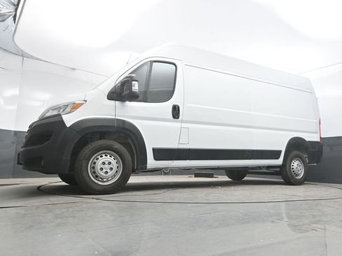 Used 2025 RAM ProMaster 2500 w/ Convenience Group FWD image 34
