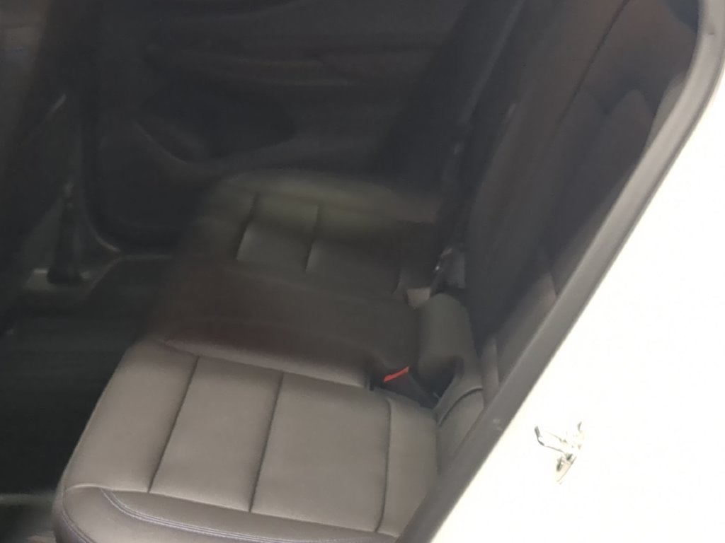 Used 2025 Buick Envista Sport Touring w/ Convenience I Package FWD image 19