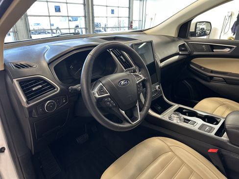 Certified 2022 Ford Edge SEL w/ Convenience Package image 25