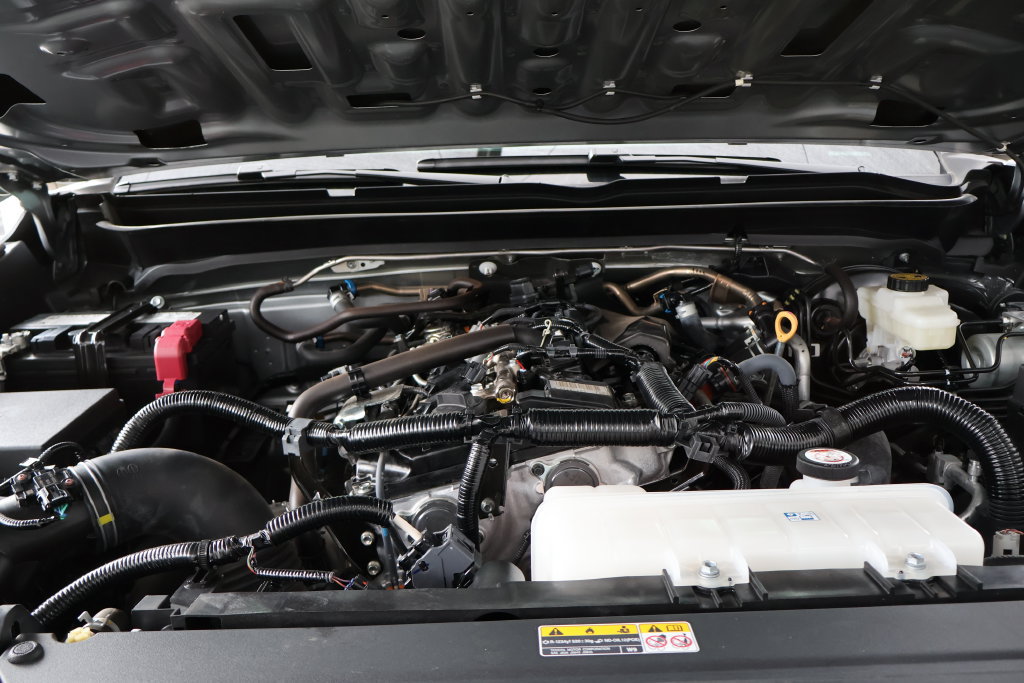 Certified 2025 Toyota Tacoma SR5 AWD/4WD image 58
