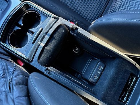 Used 2019 Dodge Charger R/T w/ Blacktop Package image 20