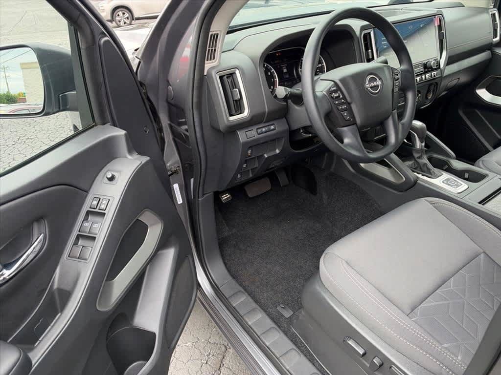 Used 2026 Nissan Frontier SV w/ Tow Package AWD/4WD image 11