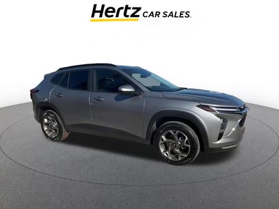 Used 2025 Chevrolet Trax LT w/ LT Convenience Package