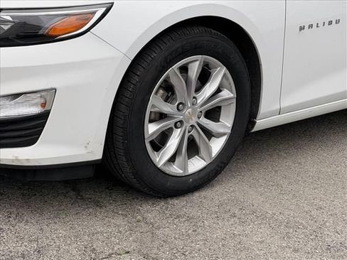 Used 2023 Chevrolet Malibu LT FWD image 12