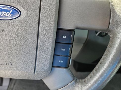Used 2007 Ford F150 XLT AWD/4WD image 17