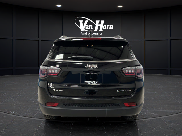 Used 2025 Jeep Compass Limited AWD/4WD image 6
