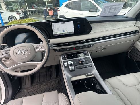 Used 2024 Hyundai Palisade Calligraphy AWD/4WD image 9