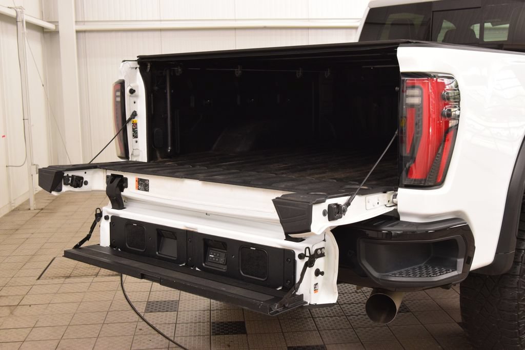 Used 2025 GMC Sierra 2500 AT4X AWD/4WD image 29