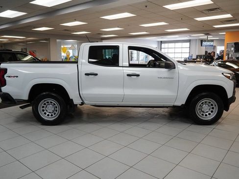 New 2025 Chevrolet Colorado W/T w/ Advanced Trailering Package AWD/4WD image 13