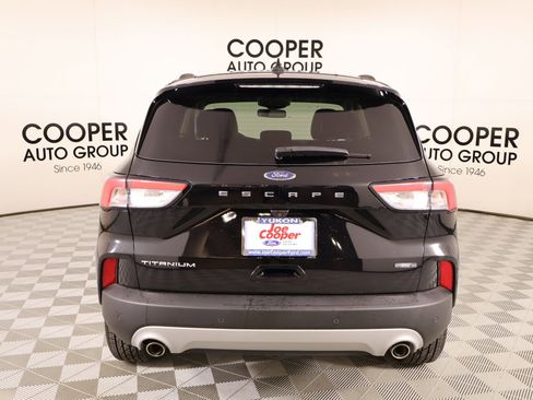 Used 2022 Ford Escape Titanium AWD/4WD image 22