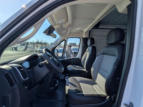 Used 2025 RAM ProMaster 2500 w/ Quick Order Package 22G SLT image 14