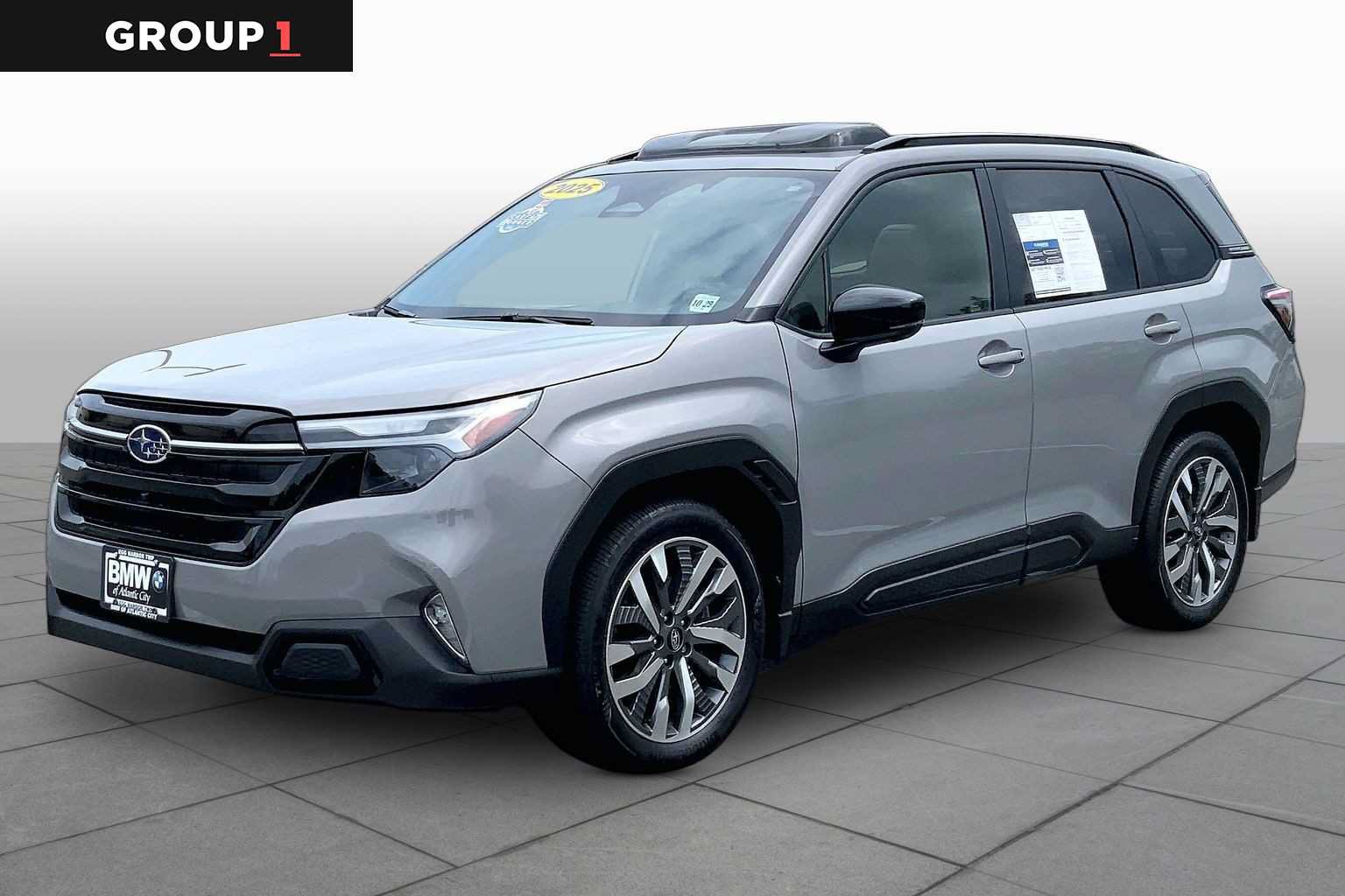 Used 2025 Subaru Forester Touring AWD/4WD image 1