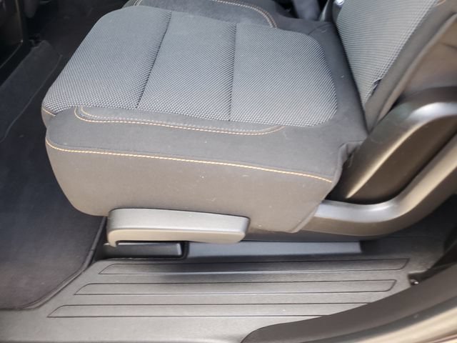 Used 2021 Chevrolet Traverse LT FWD image 16