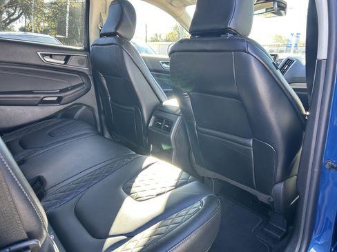 Used 2024 Ford Edge Titanium image 17