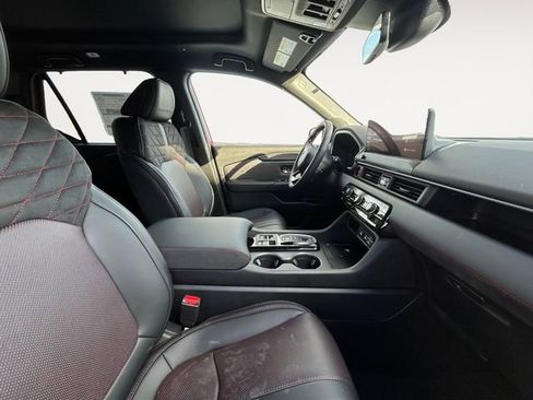 New 2026 Honda Pilot Black Edition image 14