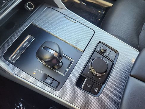 Used 2024 MAZDA CX-90 3.3 Turbo w/ Preferred Plus image 16