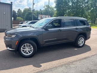 New 2025 Jeep Grand Cherokee L Laredo image 1