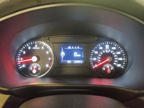 Used 2017 Kia Sorento LX image 23