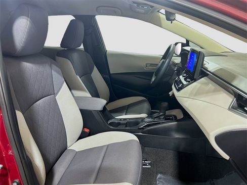 Used 2024 Toyota Corolla LE image 23