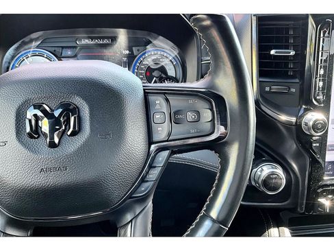 Used 2022 RAM 1500 Limited AWD/4WD image 21