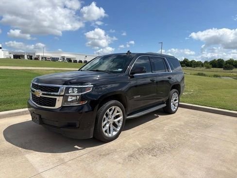 Used 2018 Chevrolet Tahoe LT RWD image 1