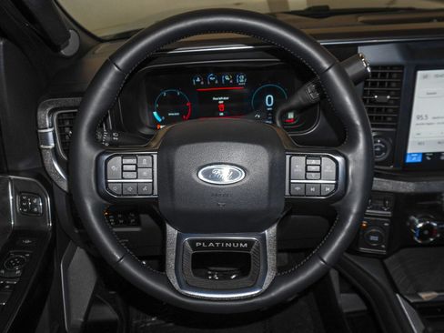 Used 2025 Ford F450 Platinum image 26