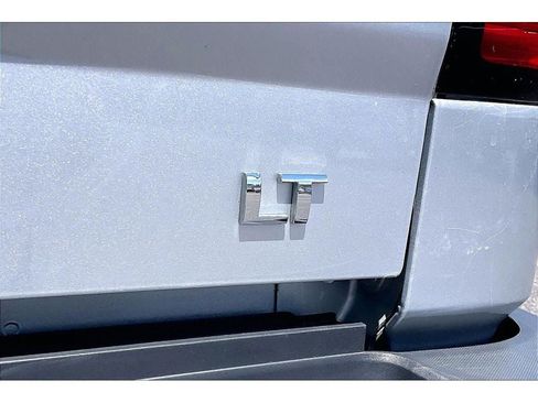 Used 2015 Chevrolet Silverado 2500 LT AWD/4WD image 9