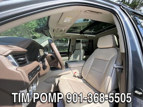 Used 2021 GMC Yukon Denali w/ Denali Premium Package AWD/4WD image 10
