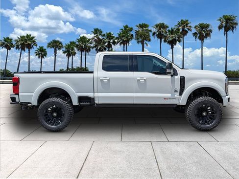 New 2026 Ford F250 Lariat w/ Black Appearance Package AWD/4WD image 8