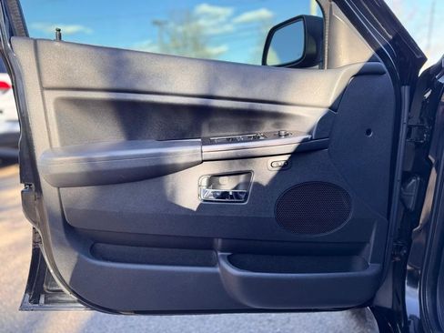 Used 2008 Jeep Grand Cherokee SRT8 w/ SRT Option Group II image 12