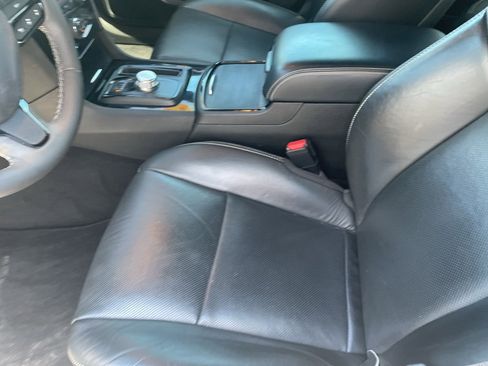 Used 2023 Chrysler 300 S w/ Comfort Group image 9