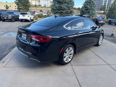 Used 2016 Chrysler 200 Limited w/ Anniversary Edition FWD image 6