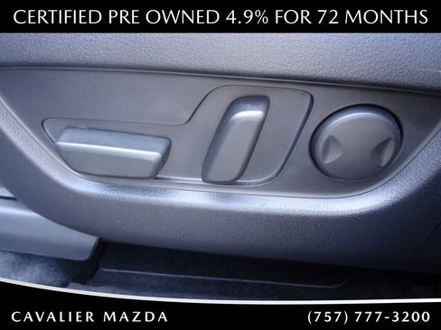 Certified 2025 MAZDA CX-70 Plug-In Hybrid w/ Premium Pkg AWD/4WD image 11
