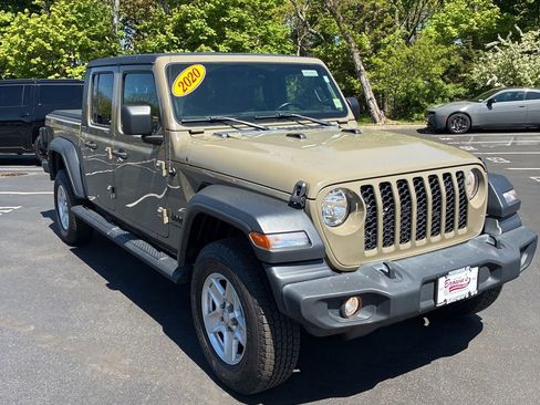 Used 2020 Jeep Gladiator Sport w/ Quick Order Package 24S AWD/4WD image 5