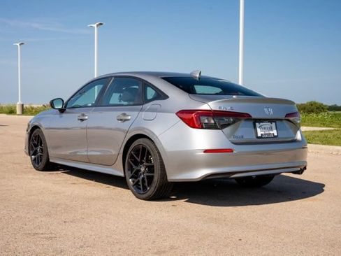 Used 2024 Honda Civic Sport image 5